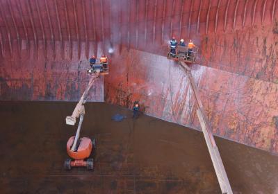 Bulk Carrier — Cargo Holds Cleaning at Anchorage — project photo