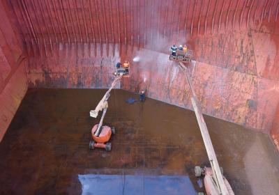 Bulk Carrier — Cargo Holds Cleaning at Anchorage (2023) — project photo